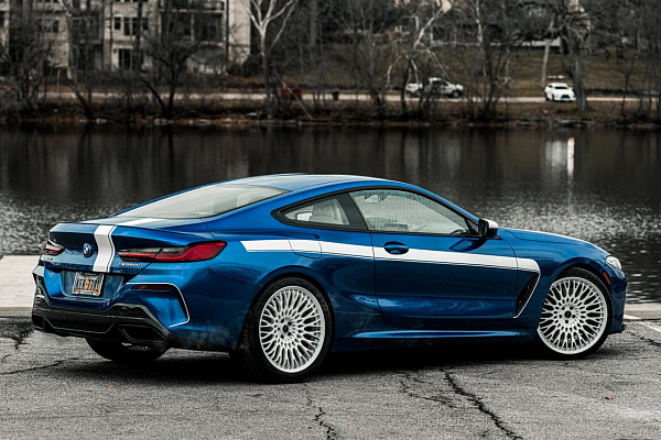 Фото дисков Brixton Forged TR20 Белый глянец на BMW 8/M8