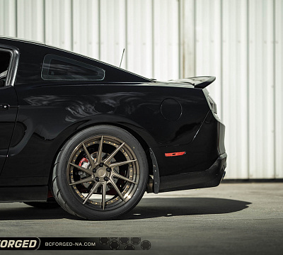 Фото дисков BC Forged HCA210 на Ford Mustang V