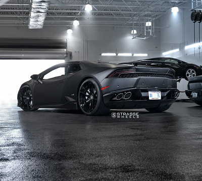 Фото дисков Strasse Wheels SV1 Deep Concave Monoblock на Lamborghini Huracan