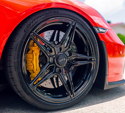 Фото дисков Strasse Wheels SV2 Deep Concave Monoblock на Porsche 911 VII
