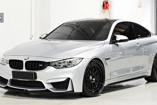 Фото дисков HRE 300 Черный сатин на BMW 4/M4 (F32/F82)