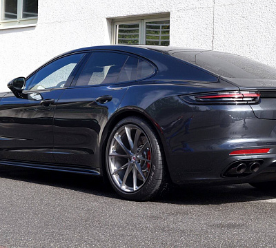 Фото дисков HRE P204 на Porsche Panamera II