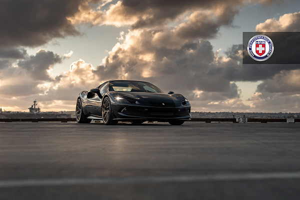 Фото дисков HRE R101 Lightweight Глянцевое темное золото на Ferrari 296