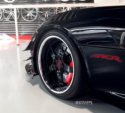 Фото дисков Strasse Wheels S5 Signature на Dodge Viper