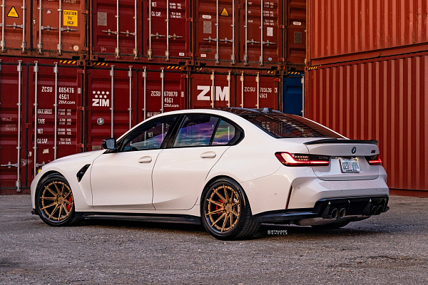 Фото дисков Strasse Wheels SV10-RS Deep Concave FS Сатиновое золото на BMW 3/M3 (G2x/G80)