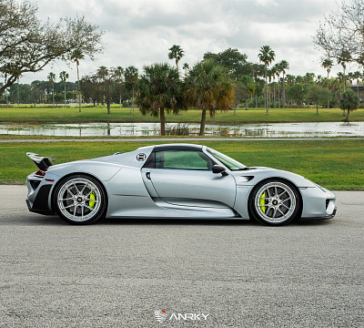 Фото дисков Anrky XR-301 на Porsche 918 Spyder