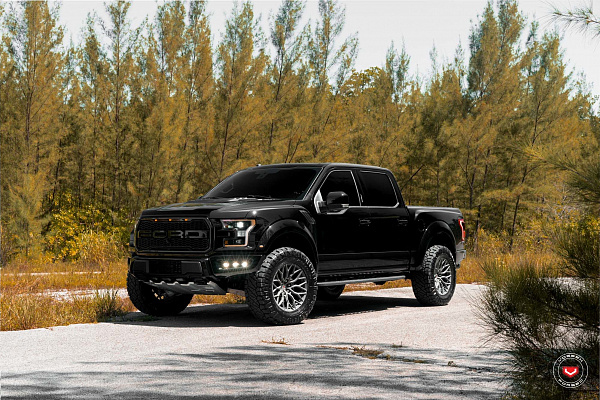 Фото дисков Vossen S17-02 Матовый графит на Ford F-150 XIII