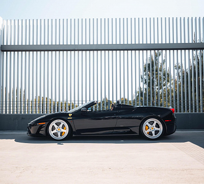 Фото дисков HRE 305 на Ferrari F430