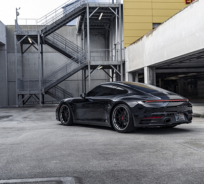 Фото дисков Strasse Wheels SV5 Deep Concave FS на Porsche 911 VIII