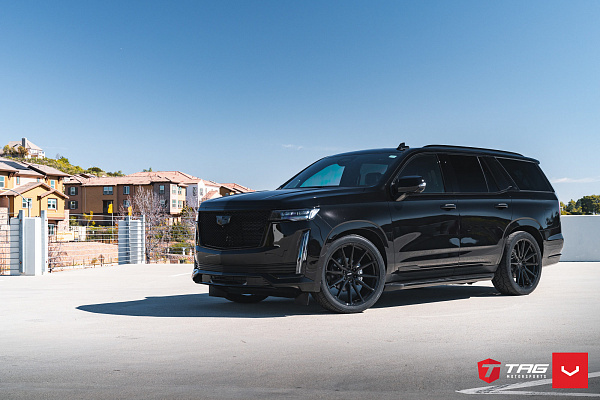 Фото дисков Vossen HF6-1 Черный глянец на Cadillac Escalade V