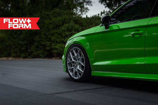 Фото дисков HRE FF10 Серебро на Audi A/S/RS 3 (8V)