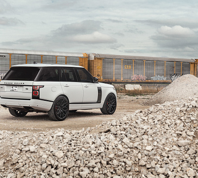 Фото дисков Vossen HF-2 на Land Rover Range Rover IV