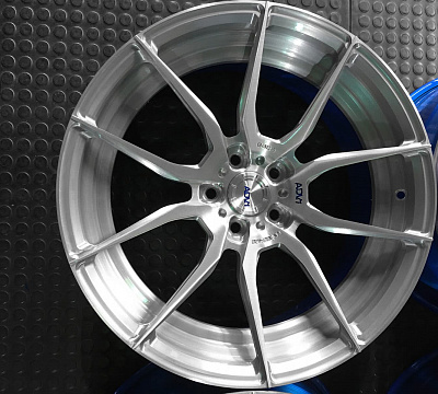ADV.1 ADV5.0 M.V2 CS