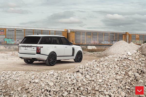 Фото дисков Vossen HF-2 Черный сатин на Range Rover IV