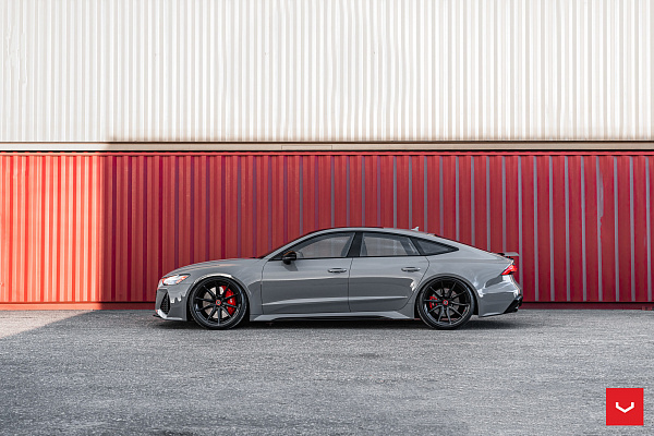 Фото дисков Vossen HF-3 Черный глянец на Audi A/RS 7 (4K)