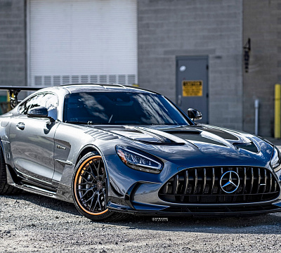 Фото дисков Strasse Wheels SV10M Deep Concave FS на Mercedes-Benz AMG GT I