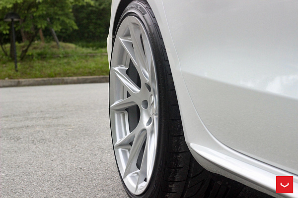 Фото дисков Vossen VFS-6 Серебро на Audi A/S/RS 5 (8T)
