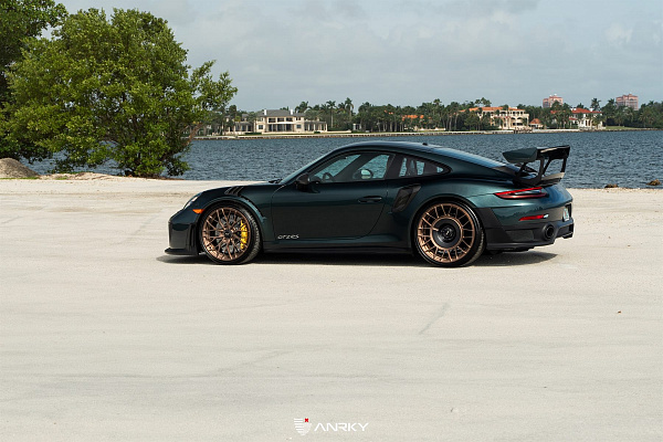 Фото дисков Anrky AN20 Aerosport Сатиновая бронза на Porsche 911 VII