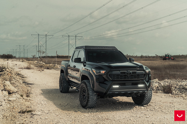 Фото дисков Vossen HFX-1 (6-Lug) Черный сатин на  Toyota Tacoma IV