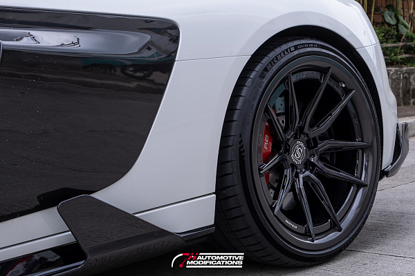 Фото дисков Strasse Wheels SV5-RS Performance Другой цвет на Audi R8 (4S)