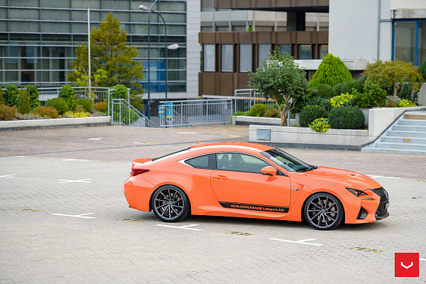 Фото дисков Vossen CVT Глянцевый графит на Lexus RC