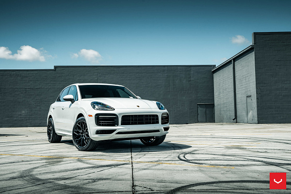 Фото дисков Vossen HF-2 Черный глянец на Porsche Cayenne III