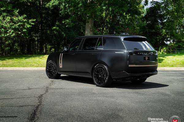 Фото дисков Vossen LC3-03T Черный глянец на Land Rover Range Rover V