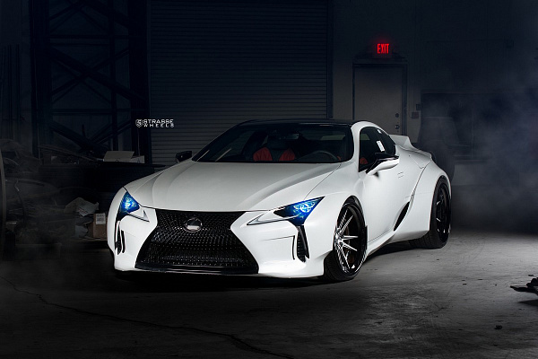 Фото дисков Strasse Wheels SV1 Deep Concave FS Глянцевый лак на Lexus LC 500