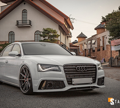 Фото дисков Vossen HF-3 на Audi A/S 8 (D4)