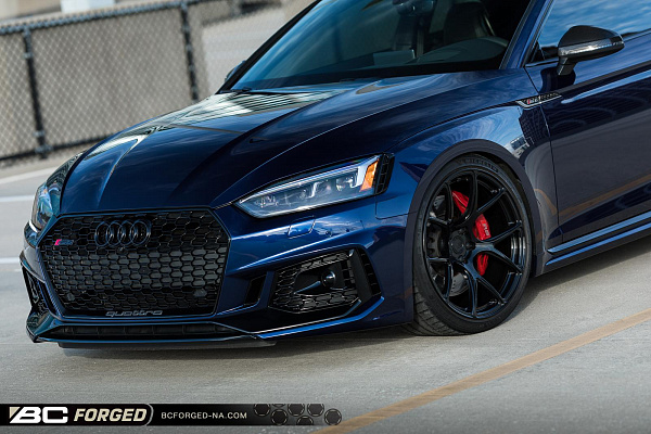 Фото дисков BC Forged RZ05 Черный глянец на Audi A/S/RS 5 (F5)