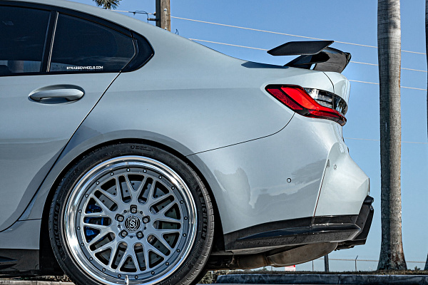 Фото дисков Strasse Wheels SM10 Track Другой цвет на BMW 3/M3 (G2x/G80)