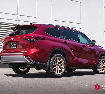 Фото дисков Vossen EVO-4 на Toyota Highlander U70