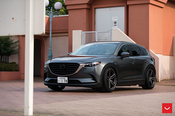 Фото дисков Vossen HF-1 Сатиновый графит на Mazda CX-9 II