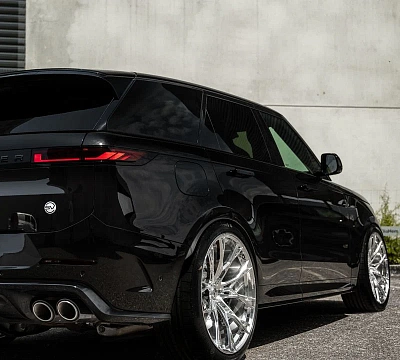 Фото дисков ST Wheels ST9 на Range Rover Sport III