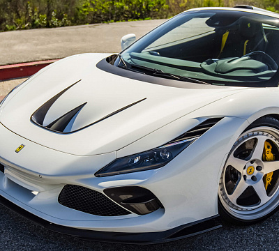 Фото дисков HRE 305 на Ferrari F8