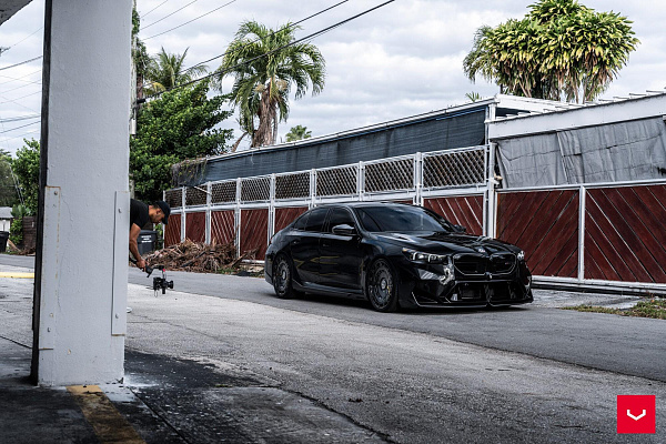 Фото дисков Vossen HF-9 Черный глянец на BMW 5/M5 (G60/G90)
