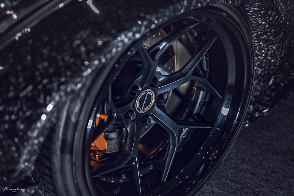 Фото дисков Brixton Forged PF5 Черный сатин на Nissan GT-R