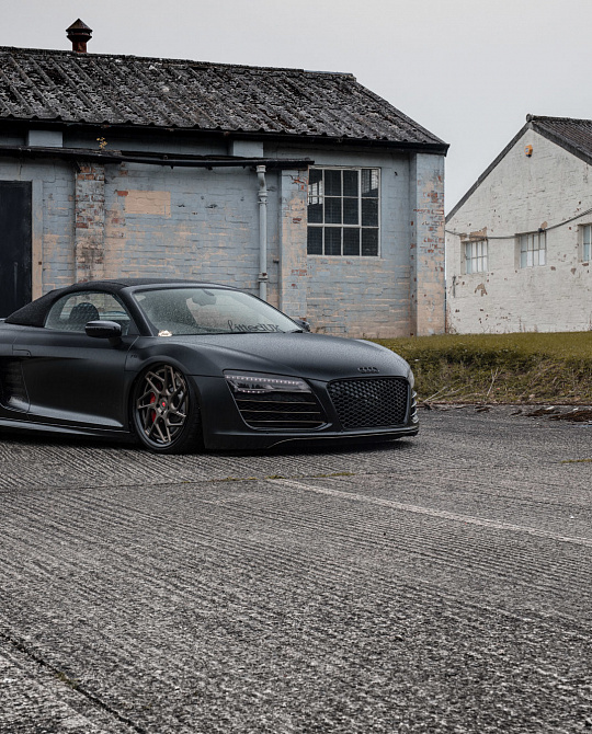 Фото дисков CG-209T (3-Piece) Сатиновая бронза на Audi R8 (Typ 42)