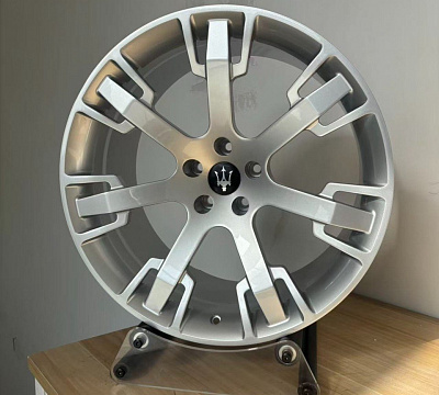 20" кованые диски Maserati Neptune