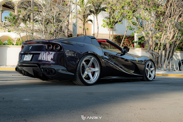 Фото дисков Anrky RS5.3 Полированный лак на Ferrari 812