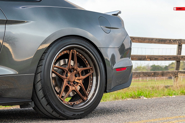 Фото дисков Anrky RS6 Сатиновая медь на Ford Mustang VI