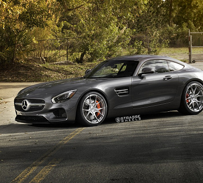 Фото дисков Strasse Wheels SM5R Deep Concave Monoblock на Mercedes-Benz AMG GT I