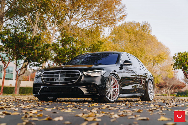 Фото дисков Vossen HF-4T Серебро на Mercedes-Benz S-Class (W223)