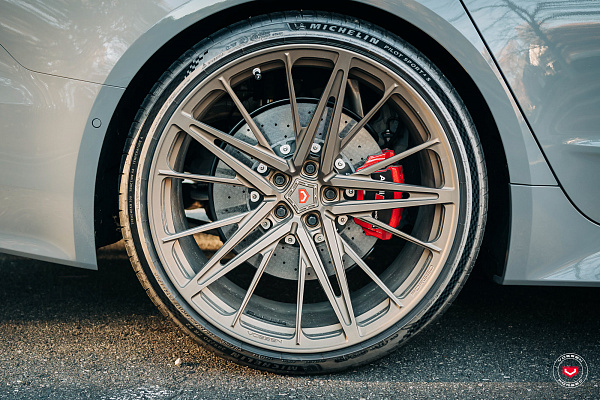 Фото дисков Vossen M-X6 Сатиновая бронза на Audi A/RS 7 (4K)