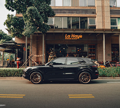 Фото дисков Brixton Forged PF12 R / RS на Porsche Cayenne III