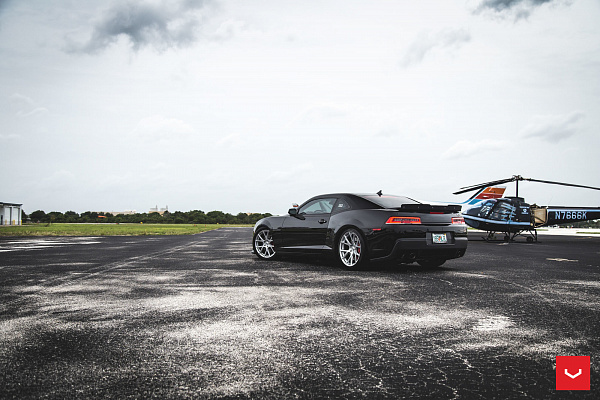 Фото дисков Vossen VFS-6 Серебро на Chevrolet Camaro V
