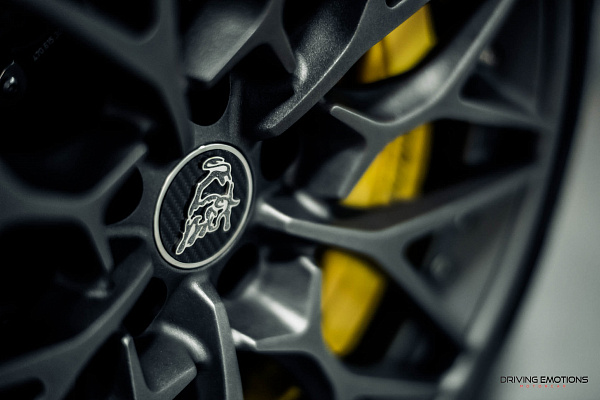 Фото дисков HRE S200 Сатиновый графит на Lamborghini Aventador