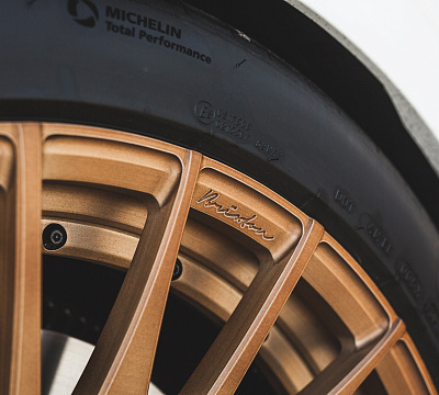 Фото дисков Brixton Forged HS1 на Audi E-tron