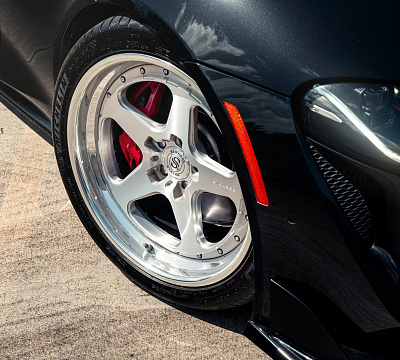 Фото дисков Strasse Wheels S5 Track на Toyota Supra A90