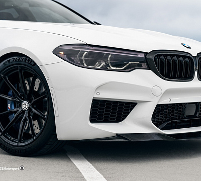 Фото дисков HRE P104SC на BMW 5/M5 (G30/F90)